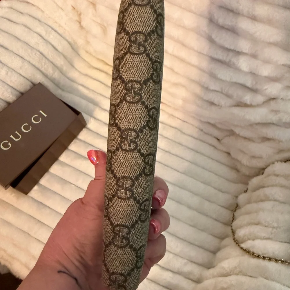 Vintage Gucci GG Supreme canvas zip around continental wallet
